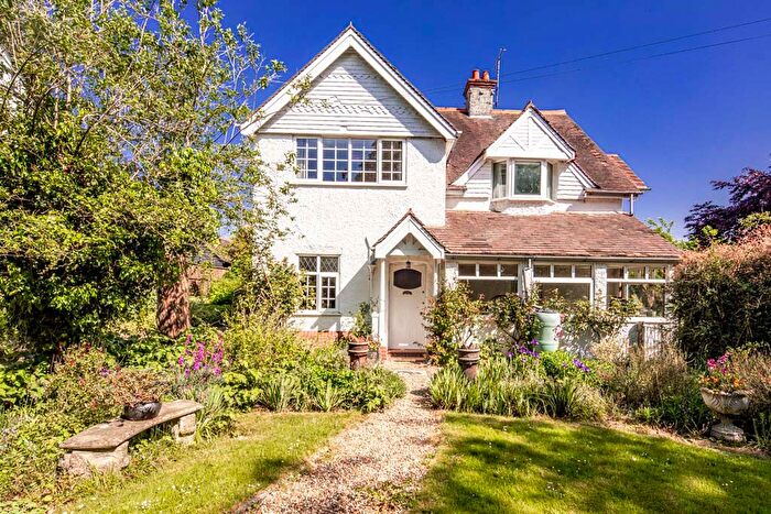 5 Bedroom Detached House For Sale In Sunfield, Streatley On Thames, RG8