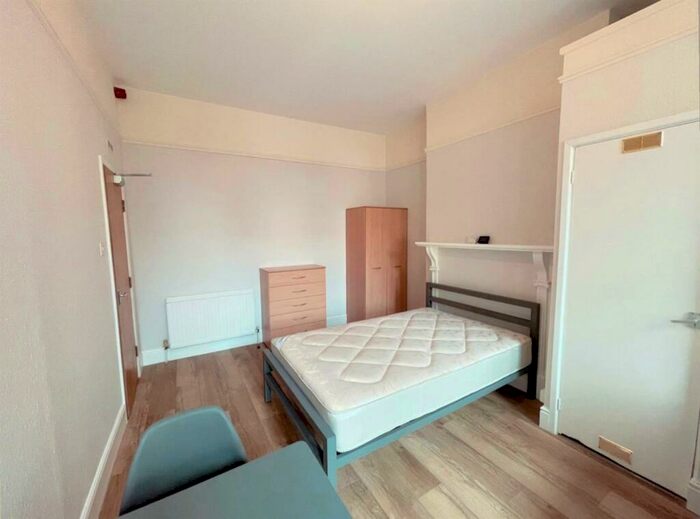 1 Bedroom House To Rent In Iffley Road, Oxford, OX4