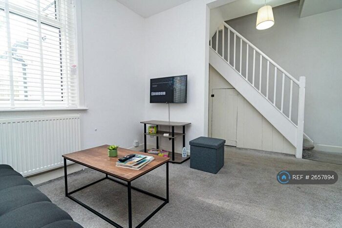 4 Bedroom Terraced House To Rent In Northcote Road, Bournemouth, BH1