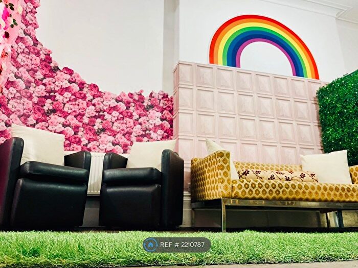 1 Bedroom Flat To Rent In Oriental Place, Brighton, BN1