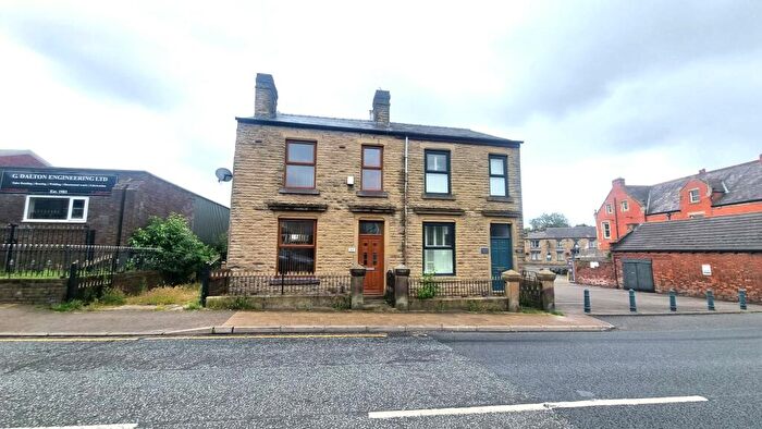 3 Bedroom Semi-Detached House To Rent In Lee Lane, Horwich, BL6