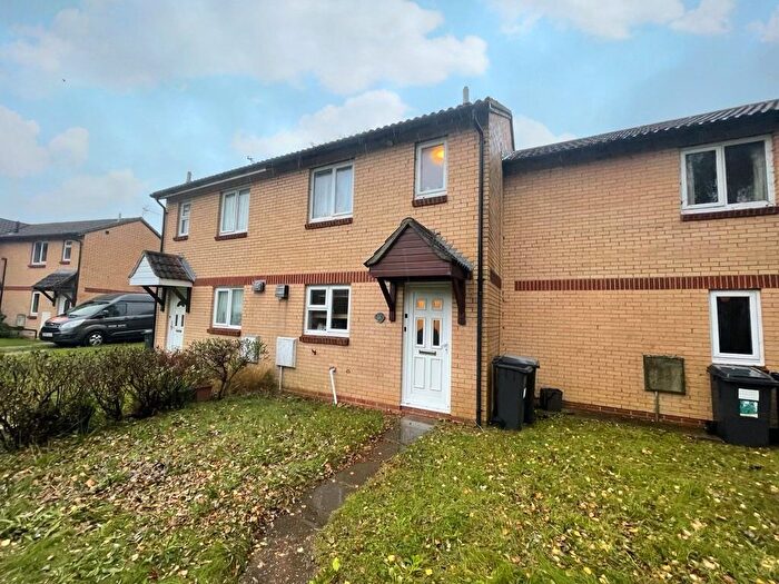 2 Bedroom Property To Rent In Shawford Road, Bournemouth, BH8