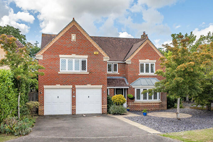 5 Bedroom Detached House For Sale In Ashington - Detached Family Home, RH20