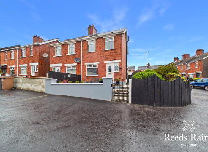3 Bedroom Semi-Detached House For Sale In Dunraven Park, Belfast, BT5