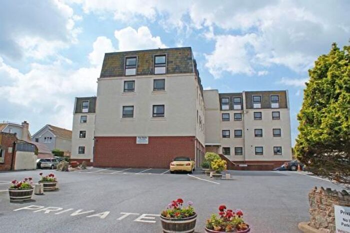 2 Bedroom Flat For Sale In Fore Street, Budleigh Salterton, EX9