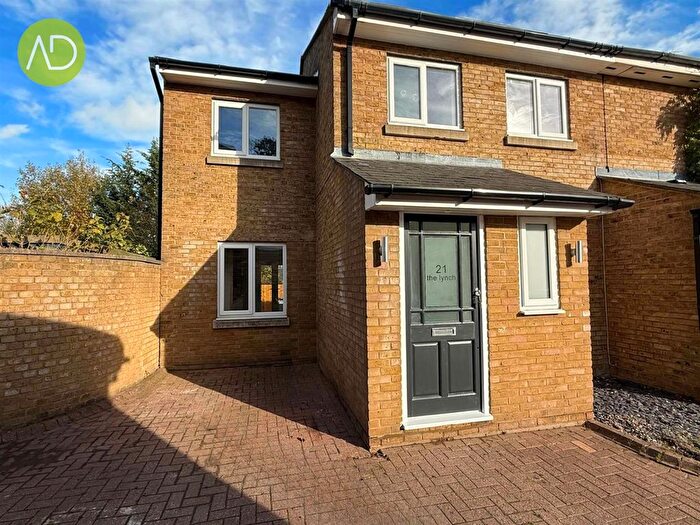 3 Bedroom End Terrace House For Sale In The Lynch, Hoddesdon, EN11