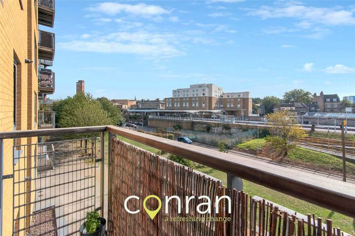 1 Bedroom Flat To Rent In Tarves Way, Greenwich, SE10