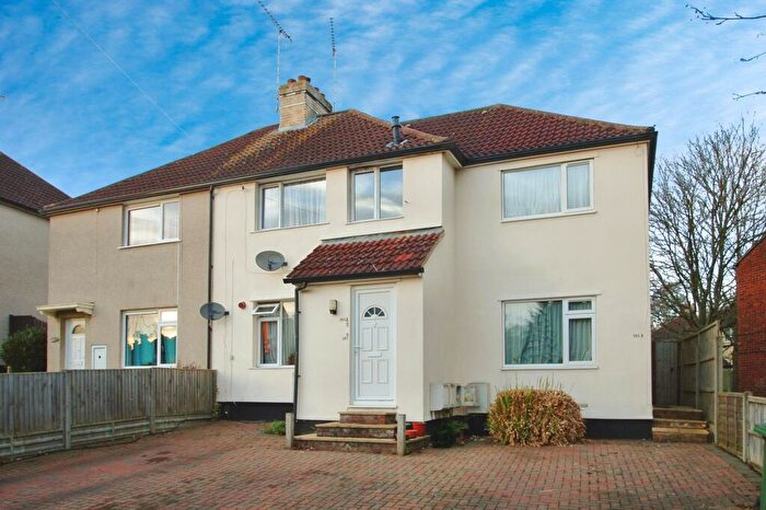 1 Bedroom Flat To Rent In Dellfield, St Albans, AL1