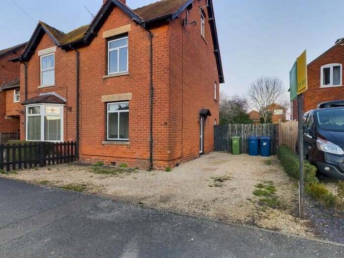 3 Bedroom Property To Rent In Newtown Lane, Tewkesbury, Gloucestershire, GL20