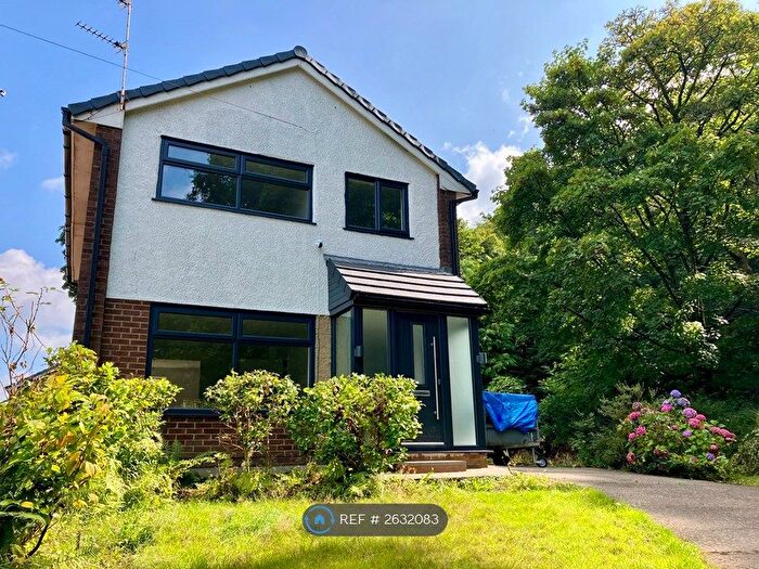 3 Bedroom Detached House To Rent In Longhirst Close, Bolton, BL1