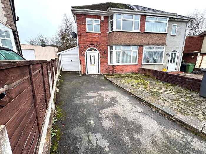 3 Bedroom Semi Detached House To Rent In Inkerman Grove, Wolverhampton, WV10