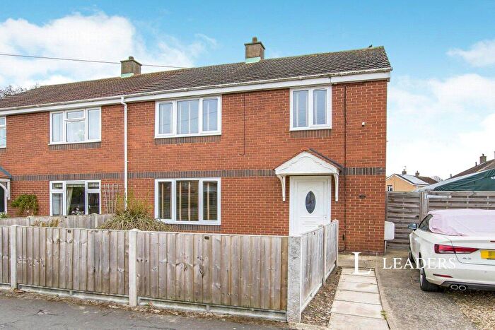 3 Bedroom Semi-Detached House To Rent In Butlers Way, Swineshead, PE20