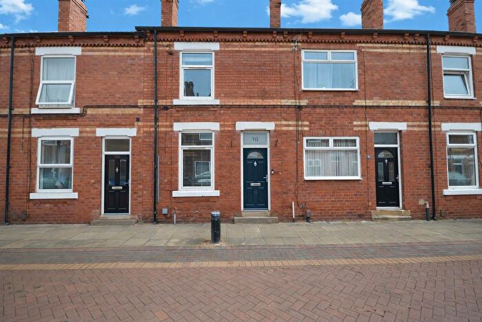 2 Bedroom Terraced House For Sale In Walden Street, Castleford, WF10