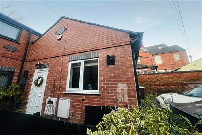 2 Bedroom Apartment For Sale In Chestnut Grove, Mapperley, NG3