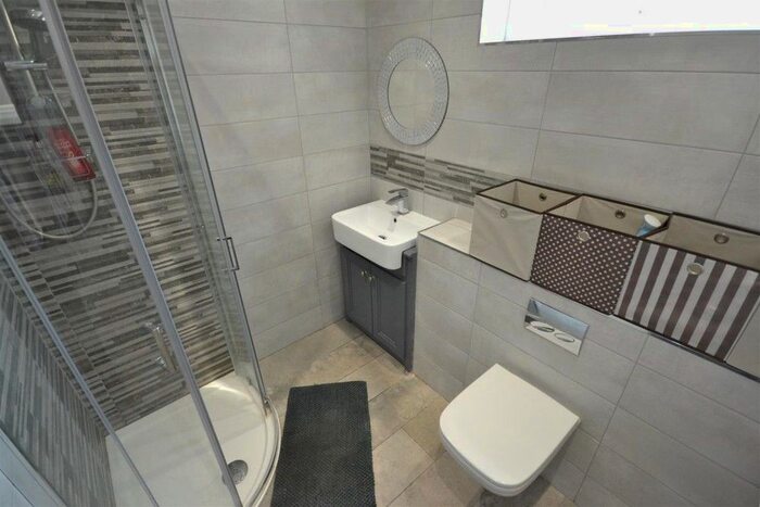 3 Bedroom Property To Rent In Bulwer Road, Clarendon Park, Leicester, LE2