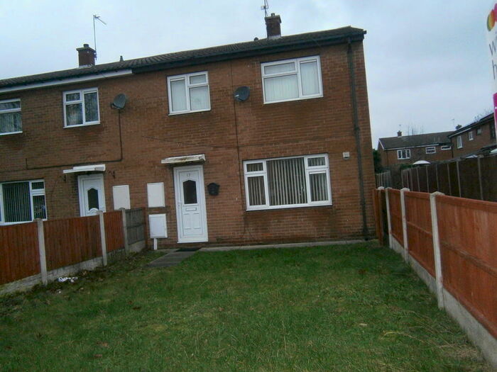 3 Bedroom Semi-Detached House To Rent In Toftstead, Armthorpe, DN3