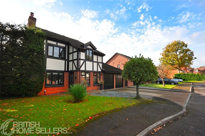 4 Bedroom Detached House For Sale In Merlin Close, Ifield, Crawley, West Sussex, RH11