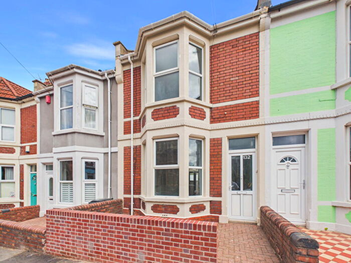 3 Bedroom Terraced House For Sale In Chessel Street, Bristol, BS3