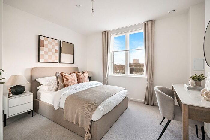 2 Bedroom Flat For Sale In " Bedroom Duplex" At Silvermere Drive, Stonehill Business Park, London, N18