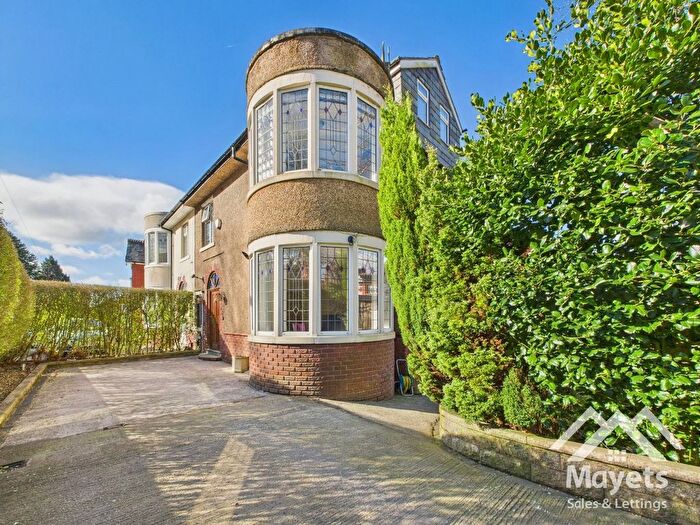 4 Bedroom Semi-Detached House To Rent In Gorse Road, Blackburn, BB2