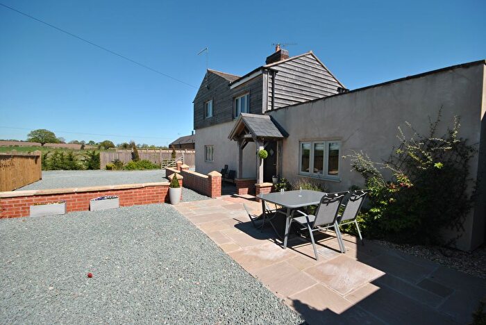 1 Bedroom Mews To Rent In Black Park, Whitchurch, Shropshire, SY13