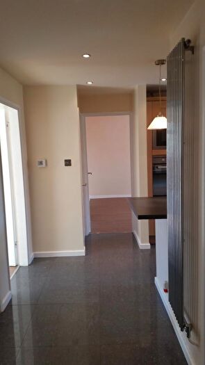 2 Bedroom Flat To Rent In Crimmond Rise, Halesowen, Halesowen, West Midlands, B63