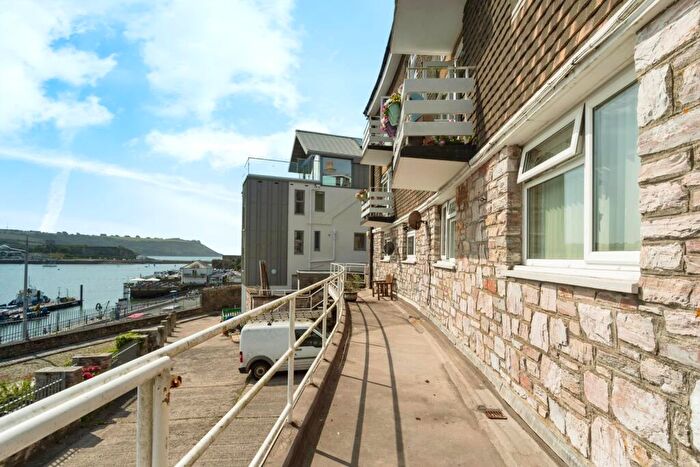 1 Bedroom Flat For Sale In Lambhay Street, Plymouth, Devon, PL1