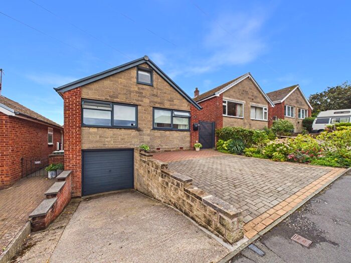 3 Bedroom Detached Bungalow For Sale In Byron Close, Dronfield, Derbyshire, S18