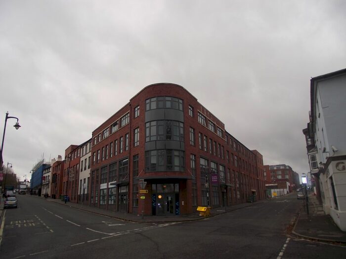 2 Bedroom Flat To Rent In Lion Court, Warstone Lane, Birmingham, West Midlands, B18