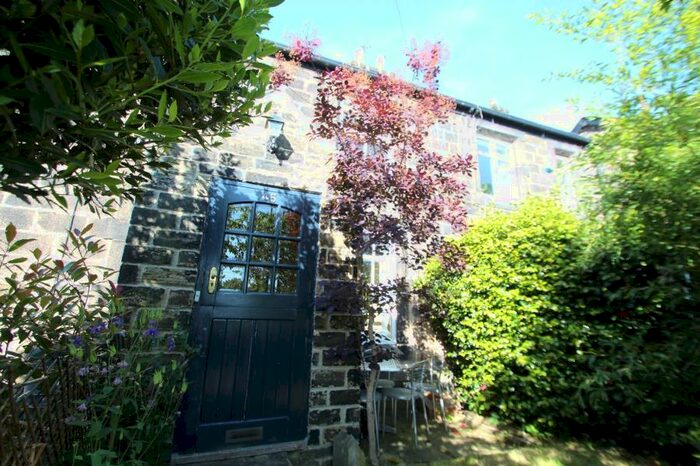 2 Bedroom Cottage To Rent In Parkside Road, Meanwood, LS6