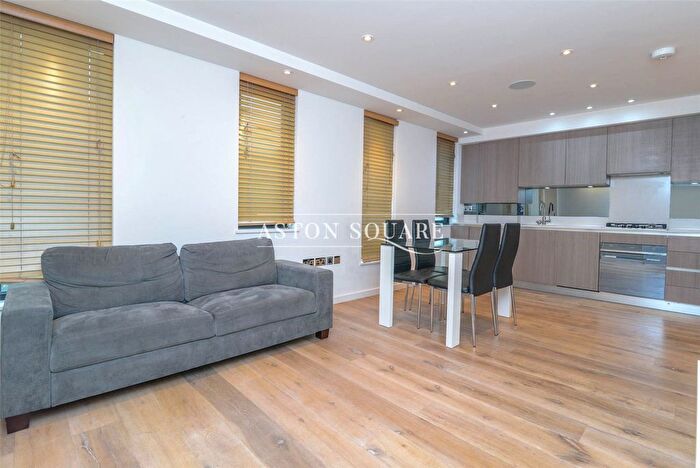 Property To Rent In Pentonville Road, London, N1