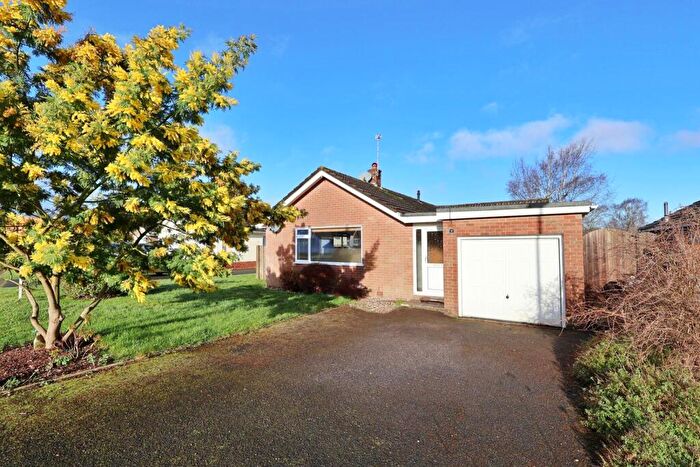 3 Bedroom Detached Bungalow For Sale In Mimosa Avenue, Merley, Wimborne, BH21