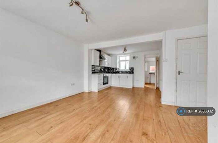 2 Bedroom Terraced House To Rent In William Street, Ystrad, Pentre, CF41