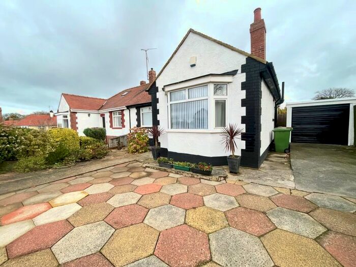 Houses for sale & to rent in SR2 9NW, Wayland Square, Ryhope Sunderland