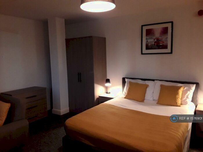 Studio To Rent In Bridgegate, Nottinghamshire, DN22