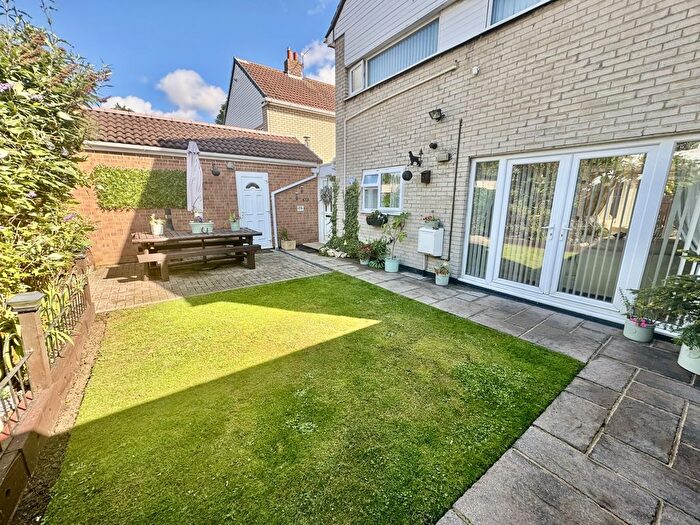 4 Bedroom Detached House For Sale In Westmorland Rise, Peterlee, County Durham, SR8