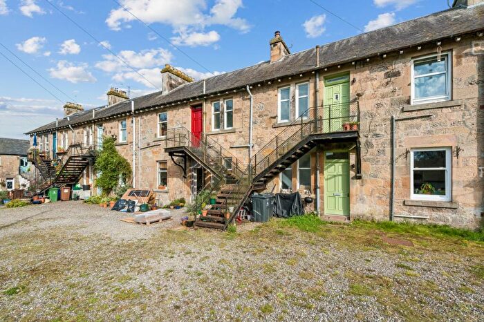 1 Bedroom Flat For Sale In Ochilview, Ashfield, FK15
