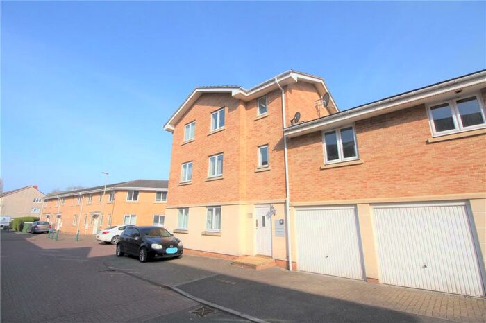 2 Bedroom Apartment To Rent In Lloyd Close, Cheltenham, GL51