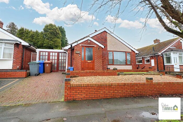 2 Bedroom Detached Bungalow For Sale In Fielden Close, Milton, Stoke-On-Trent, ST6