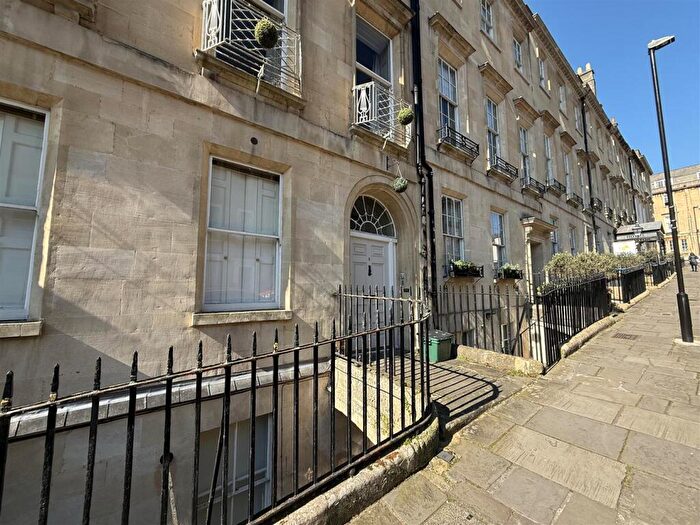 2 Bedroom Flat To Rent In Russell Street, Bath, BA1