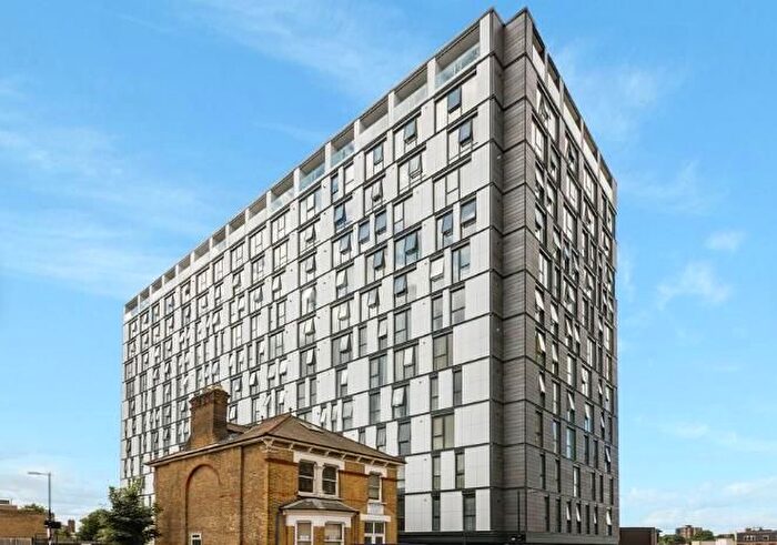 1 Bedroom Flat To Rent In Masons Avenue, Croydon, CR0