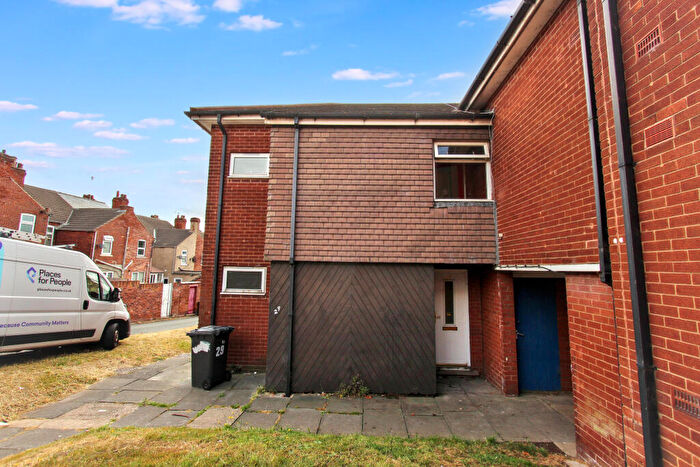 1 Bedroom Flat For Sale In Queen Street, Doncaster, South Yorkshire, DN4