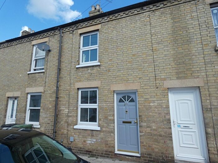 2 Bedroom Town House To Rent In Castle Street, Thetford, IP24