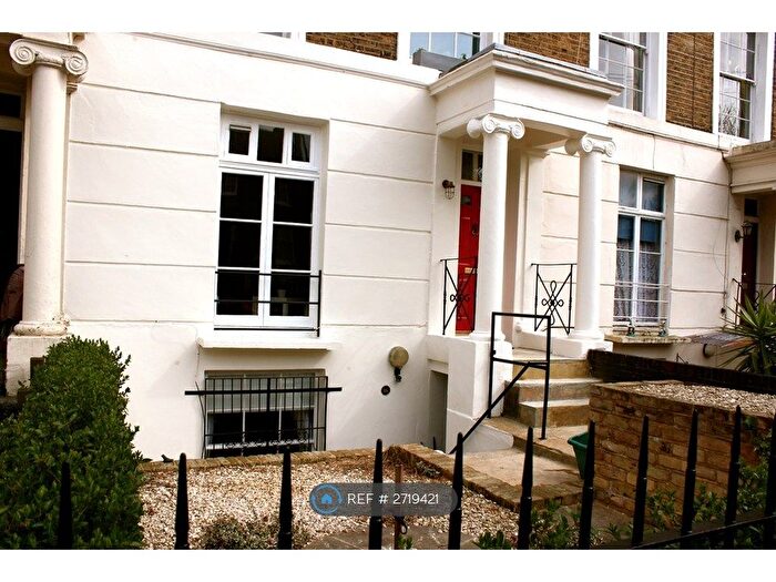 2 Bedroom Maisonette To Rent In Halliford Street, London, N1