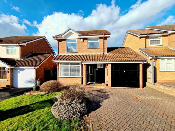 3 Bedroom House To Rent In Stoneton Crescent, Balsall Common, Coventry, CV7