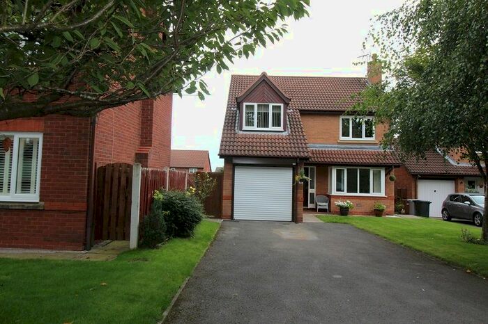 4 Bedroom Detached House To Rent In Wistaston, Crewe, Cheshire, CW2