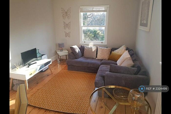 2 Bedroom Flat To Rent In Kemerton Road, London, SE5