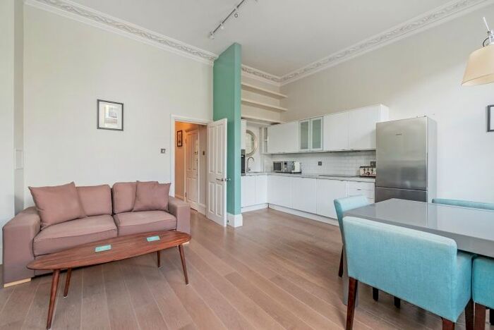2 Bedroom Flat To Rent In Finborough Road, London, SW10