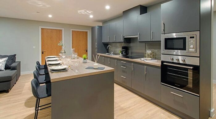 1 Bedroom Flat To Rent In Belgrave Street, Leeds, LS2