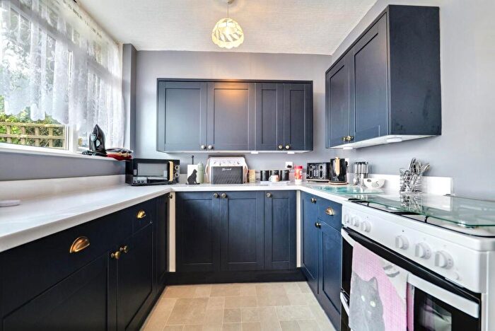 3 Bedroom Terraced House For Sale In The Scotchill, Coventry, CV6